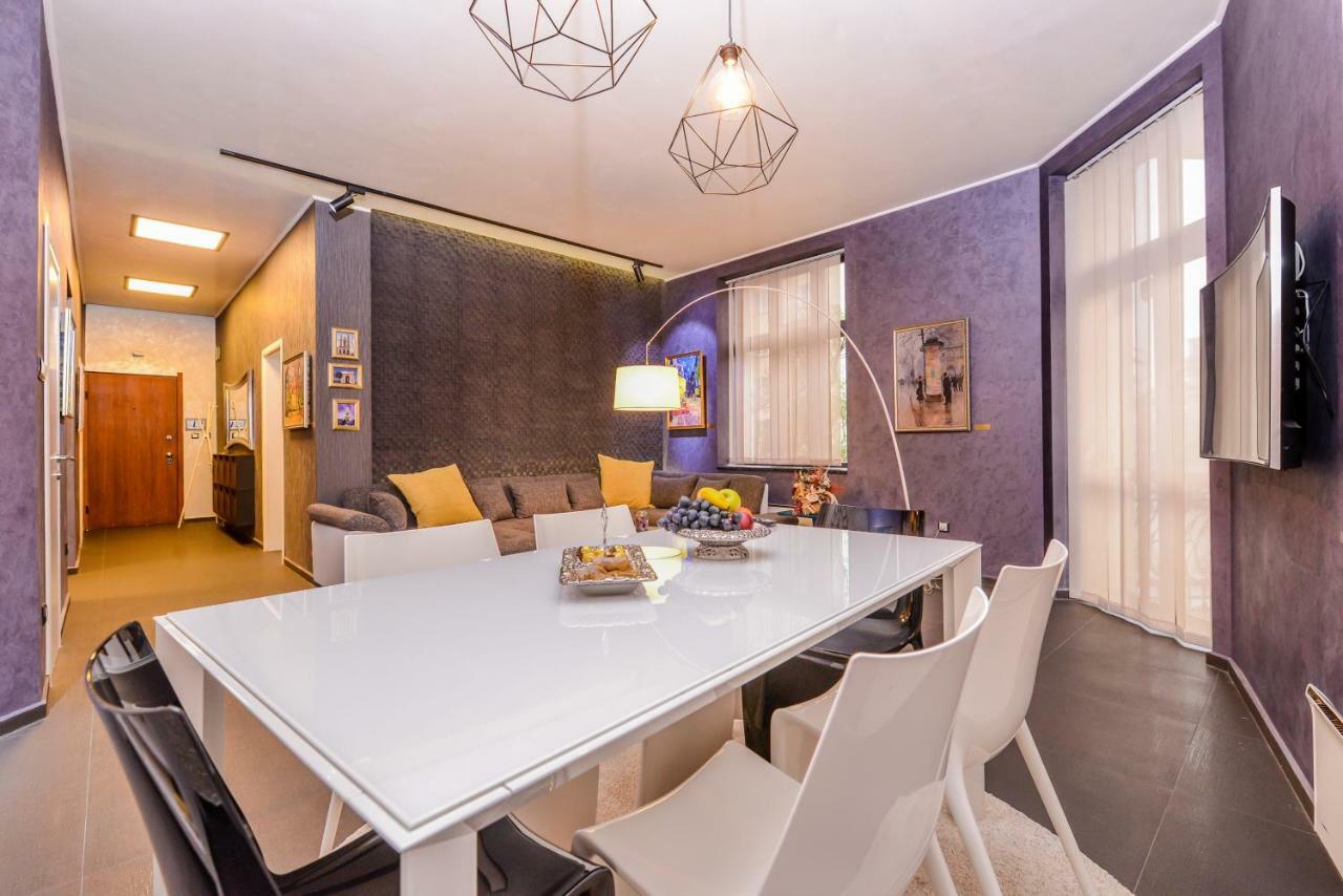 Champs-Elysees Sofia 2-Bdr, 2-Bthr Tsar Simeon Suite By Flat Mаnager Exteriör bild