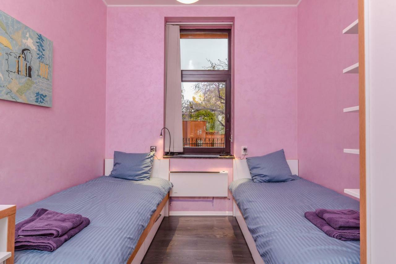 Champs-Elysees Sofia 2-Bdr, 2-Bthr Tsar Simeon Suite By Flat Mаnager Exteriör bild
