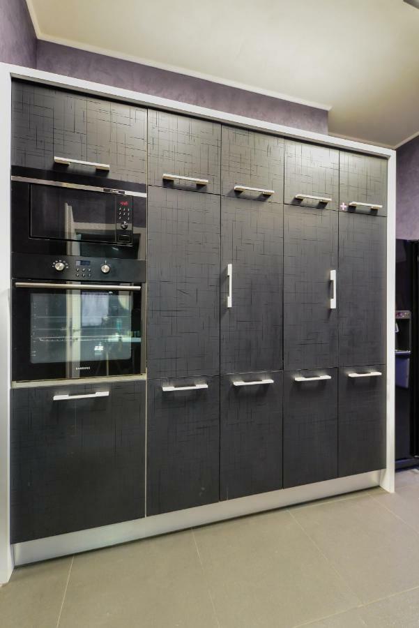 Champs-Elysees Sofia 2-Bdr, 2-Bthr Tsar Simeon Suite By Flat Mаnager Exteriör bild